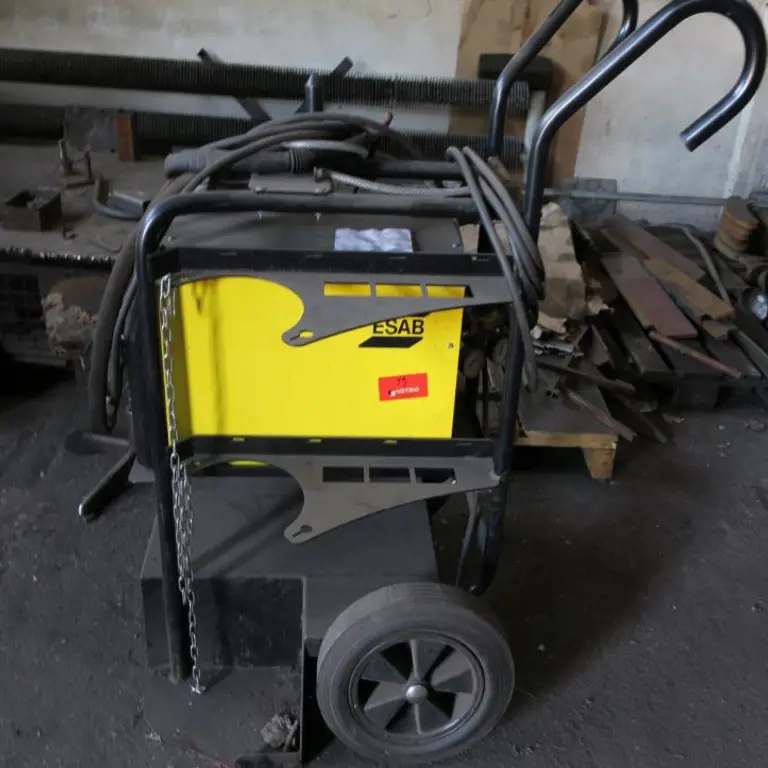 Soldador ESAB Tig 3000i AC/DC